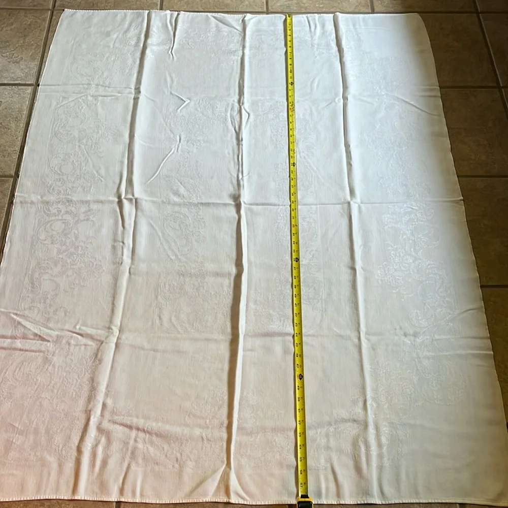 Vintage White Tablecloth - Picture 2 of 12